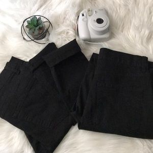 • F21 2x Black Skinny Jeans •